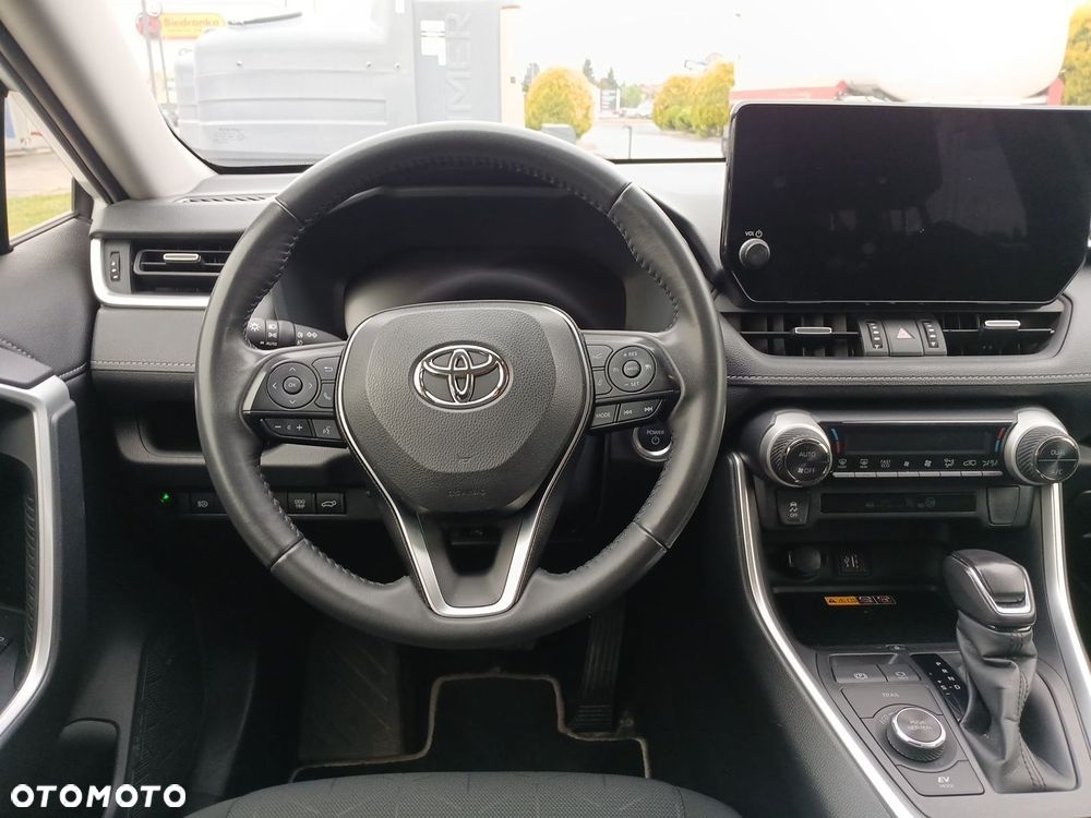 Toyota RAV4 - 12