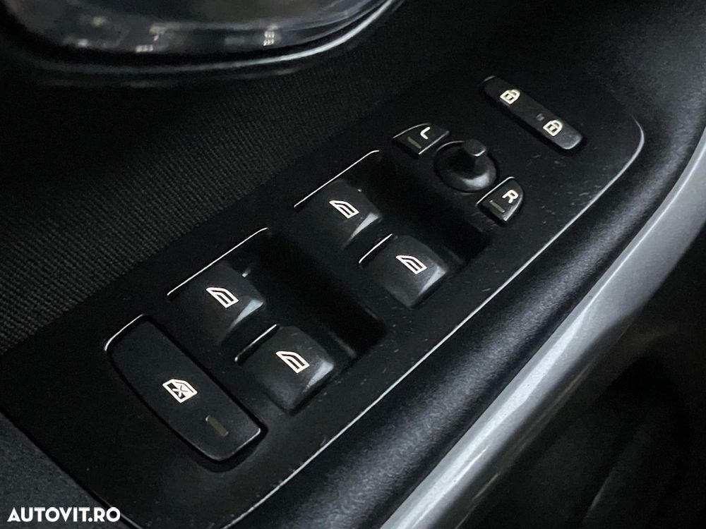 Volvo V40 - 11