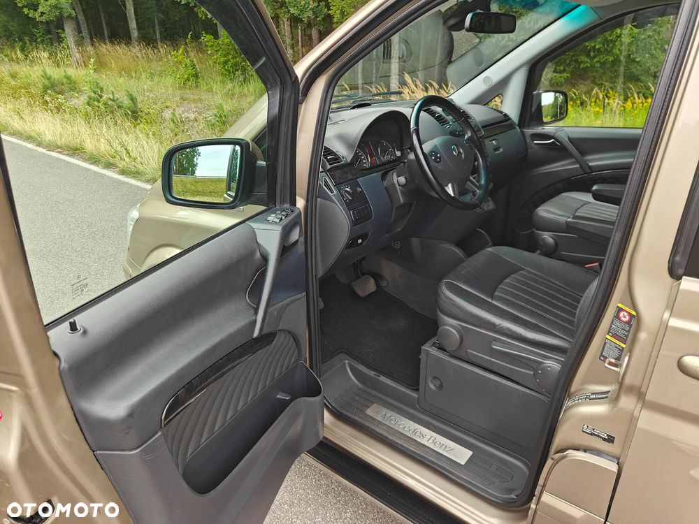 Mercedes-Benz Viano - 15