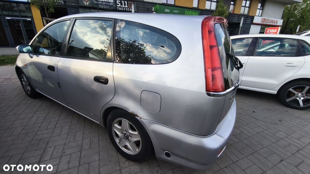 Honda Stream 1.7i ES - 6