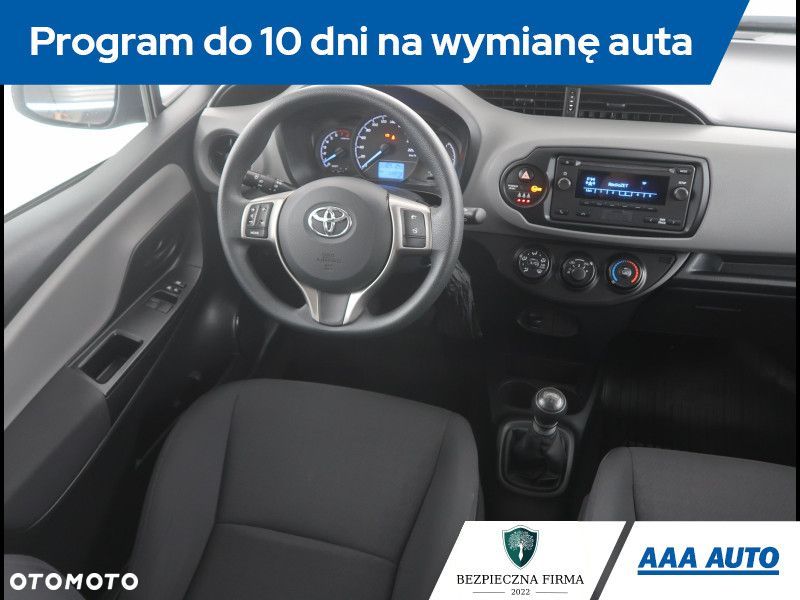 Toyota Yaris - 8