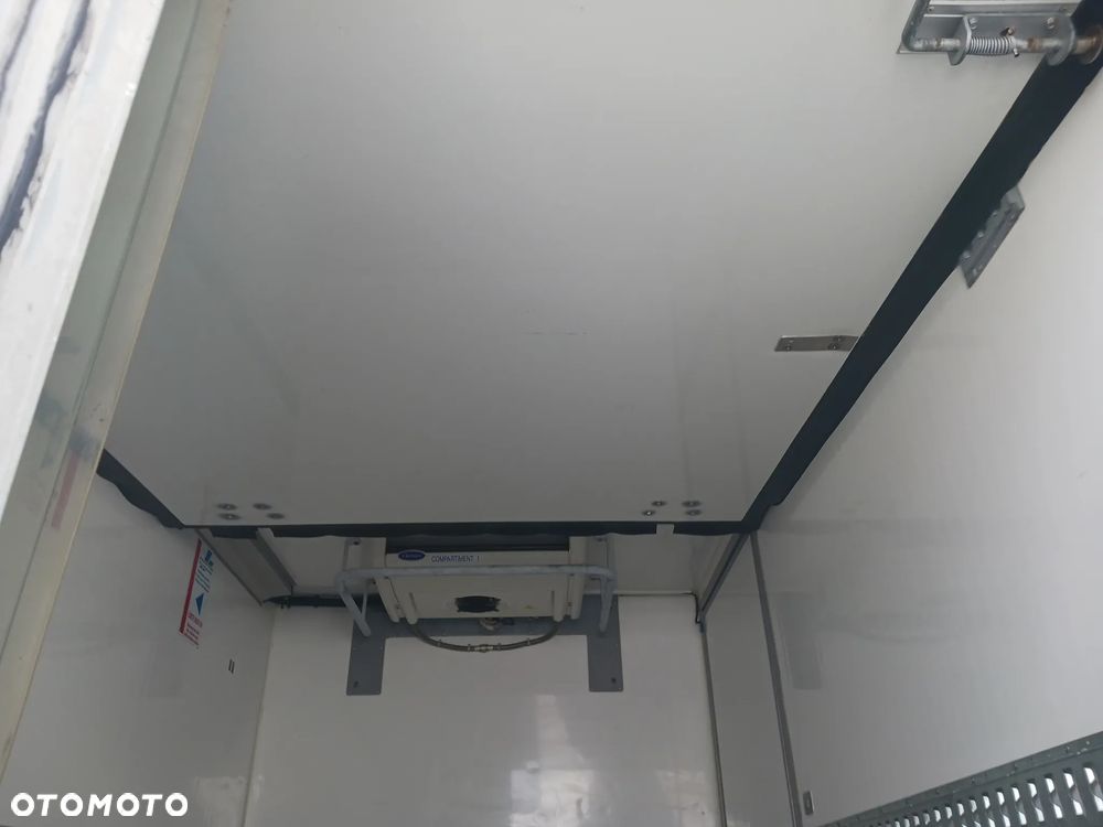 Mitsubishi Canter Fuso 9C18 2018r 299 tyś km Chłodnia Mroźnia Agregat CARRIER Supra 550 - 13