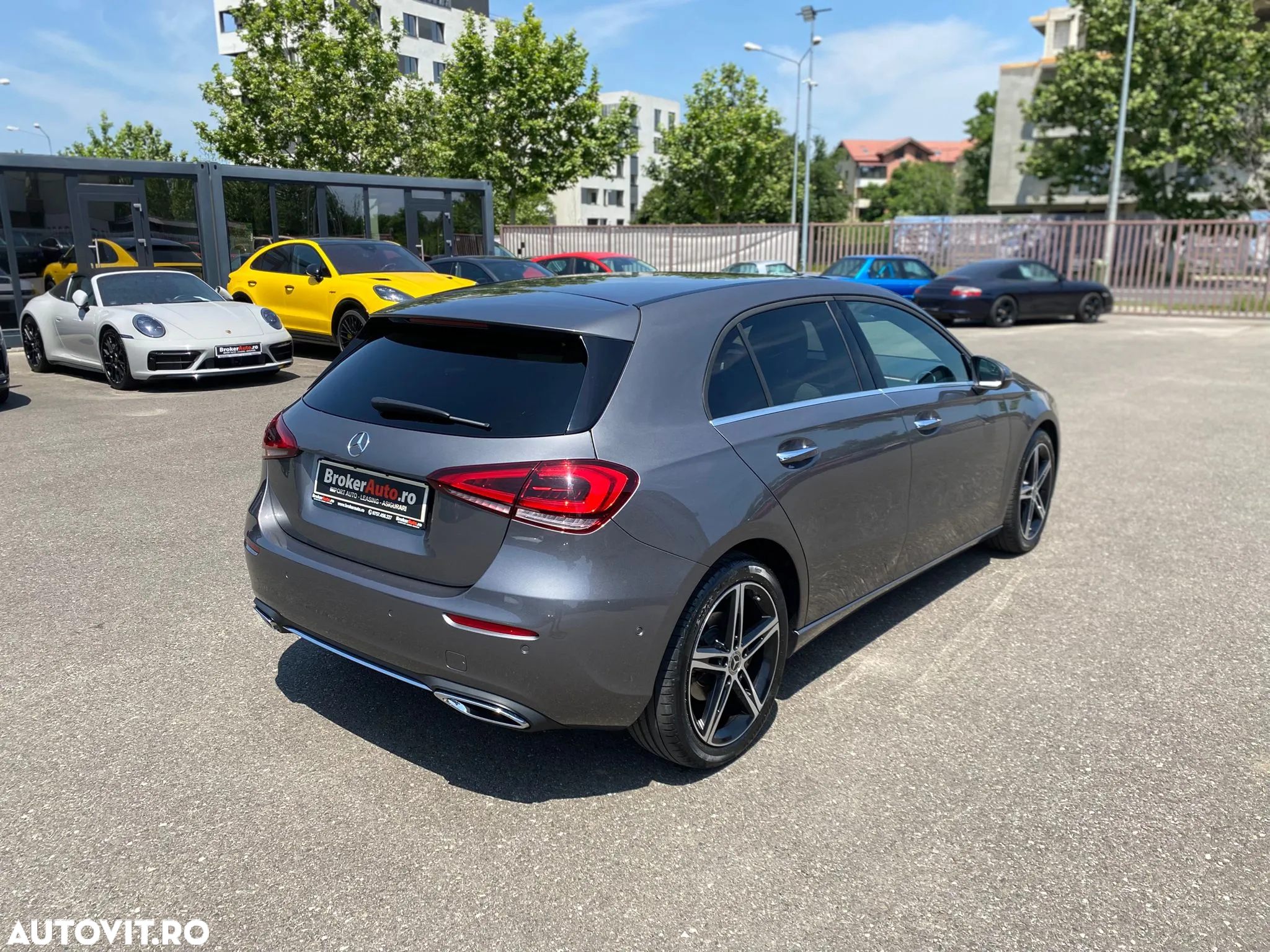 Mercedes-Benz A 180 d 7G-DCT - 4