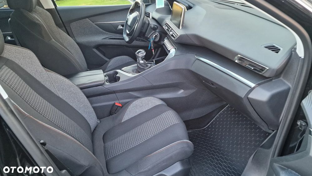 Peugeot 5008 BlueHDI 120 Stop & Start Allure - 25