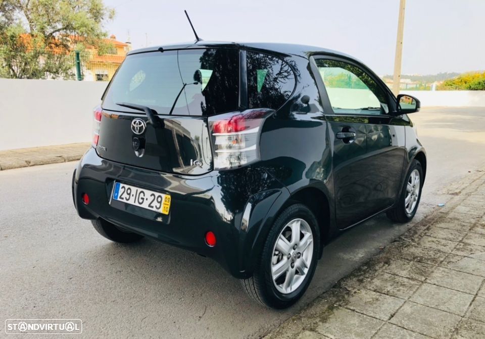 Toyota iQ 1.4 D-4D - 2