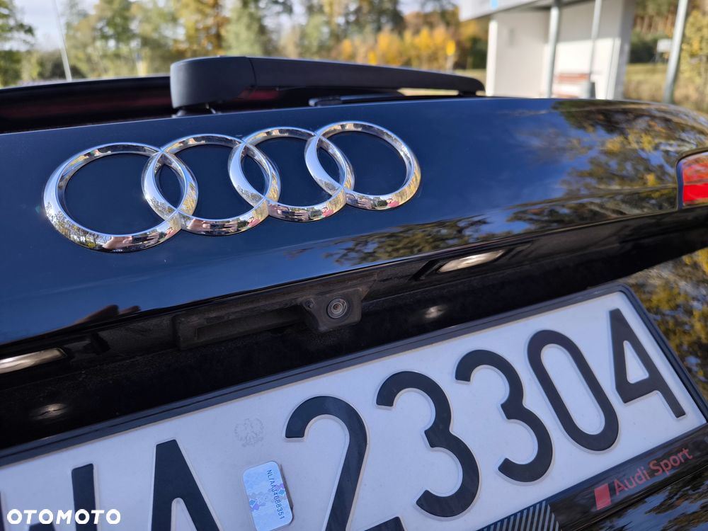 Audi A4 Avant 2.0 TDI S tronic - 9