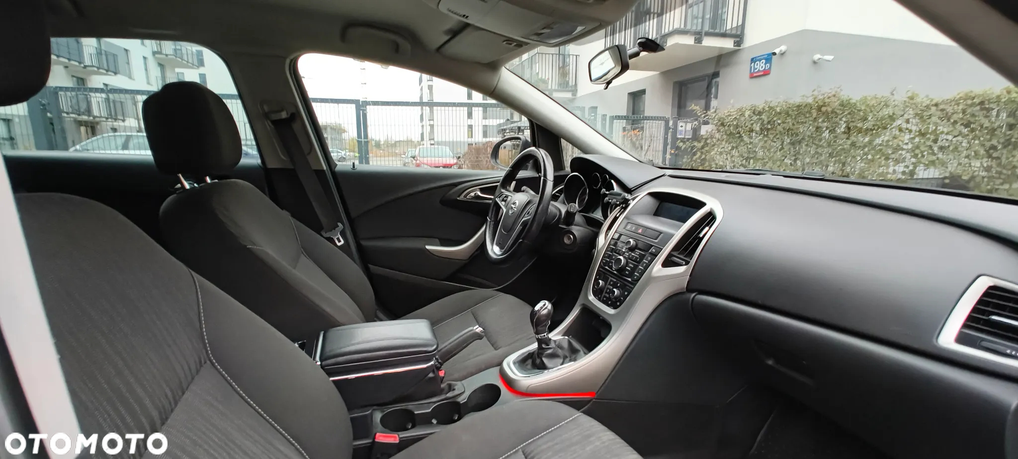 Opel Astra IV 1.4 T Enjoy S&S - 8