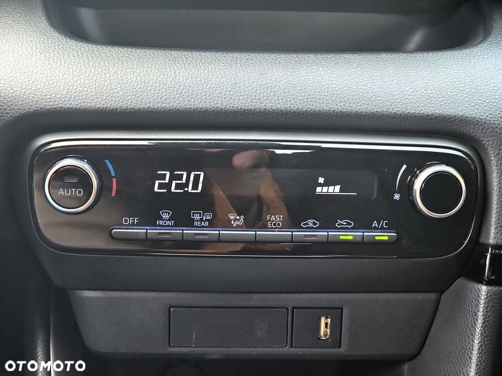 Toyota Yaris Hybrid 1.5 Comfort - 26