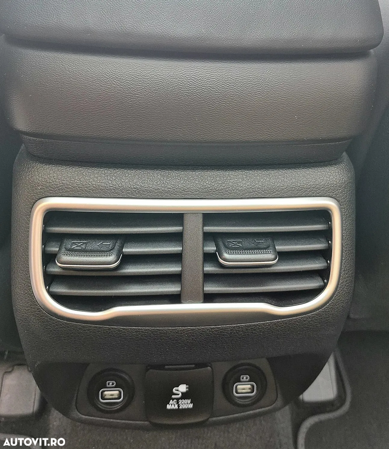 Hyundai Santa Fe 1.6 l 252 CP 4WD 6AT PHEV Luxury - 18