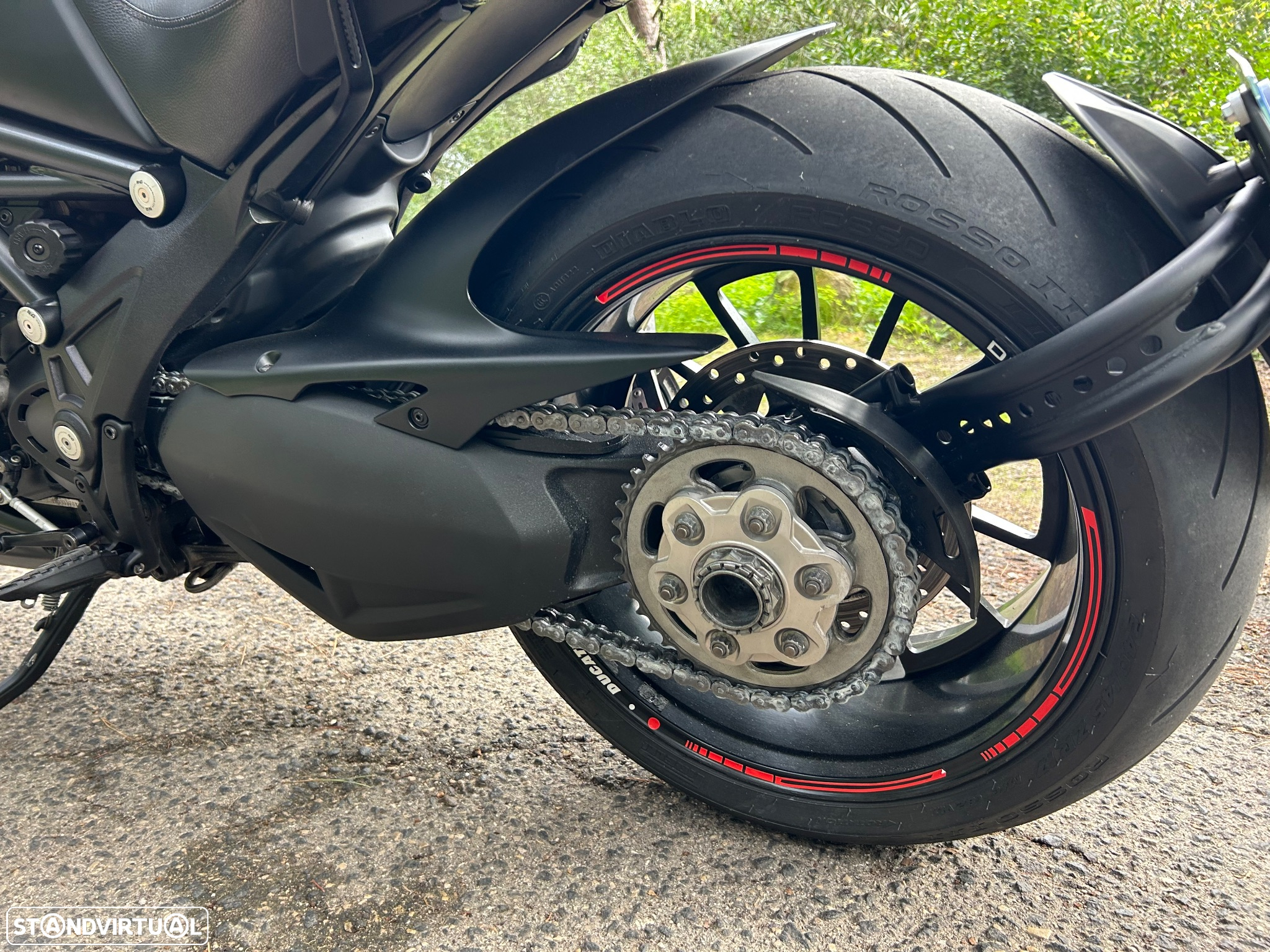 Ducati Diavel 1200 Dark - 14
