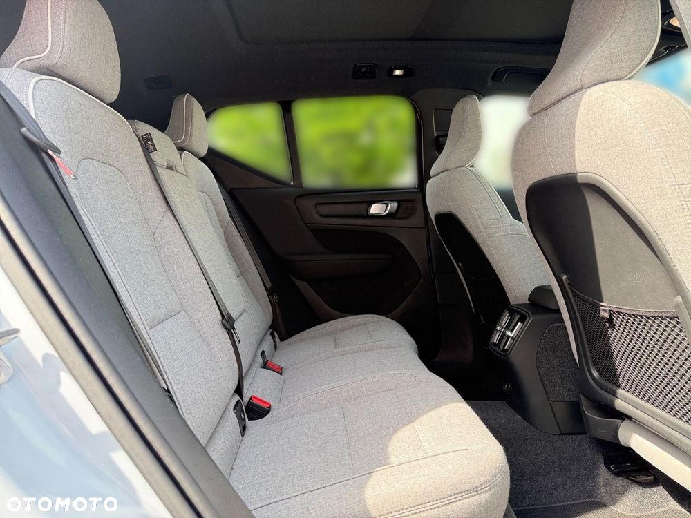 Volvo XC 40 - 28