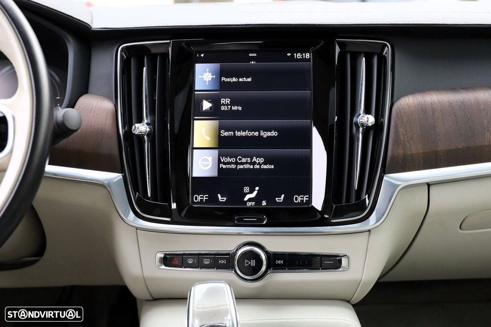 Volvo S90 2.0 T8 Inscription AWD Geartronic - 24