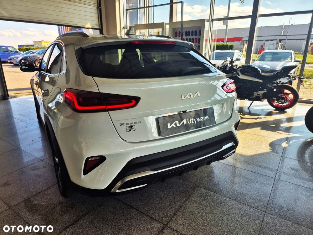 Kia XCeed 1.5 T-GDI M - 10