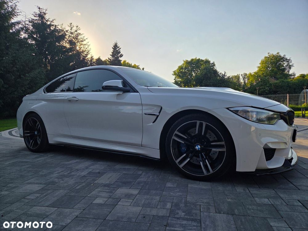 BMW M4 DKG - 2