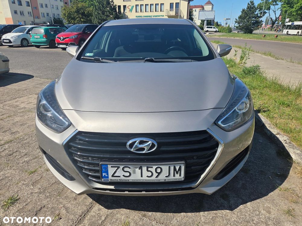 Hyundai i40 1.7 CRDi Comfort - 2