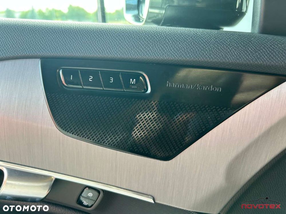 Volvo XC 90 - 21
