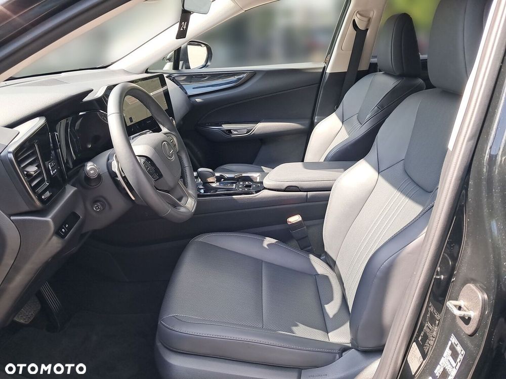 Lexus NX - 15