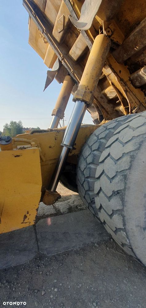 Caterpillar 772 - 13