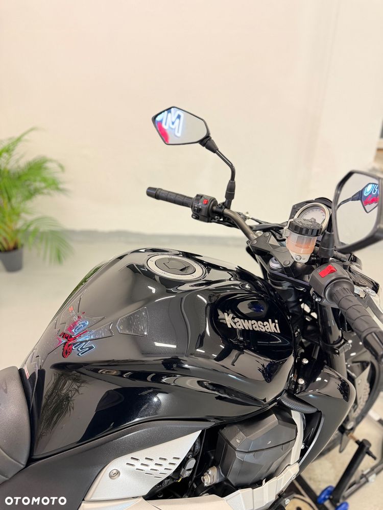 Kawasaki Z - 12