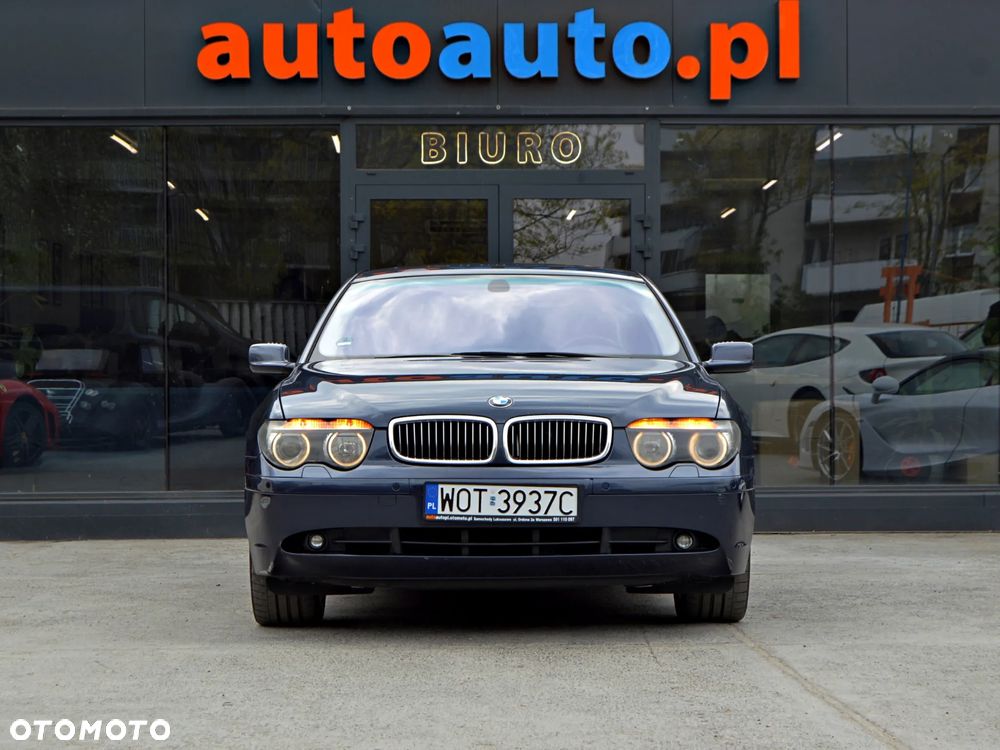 BMW Seria 7 745i - 3