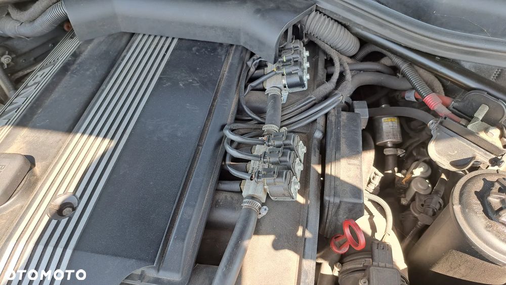 BMW Seria 5 - 25