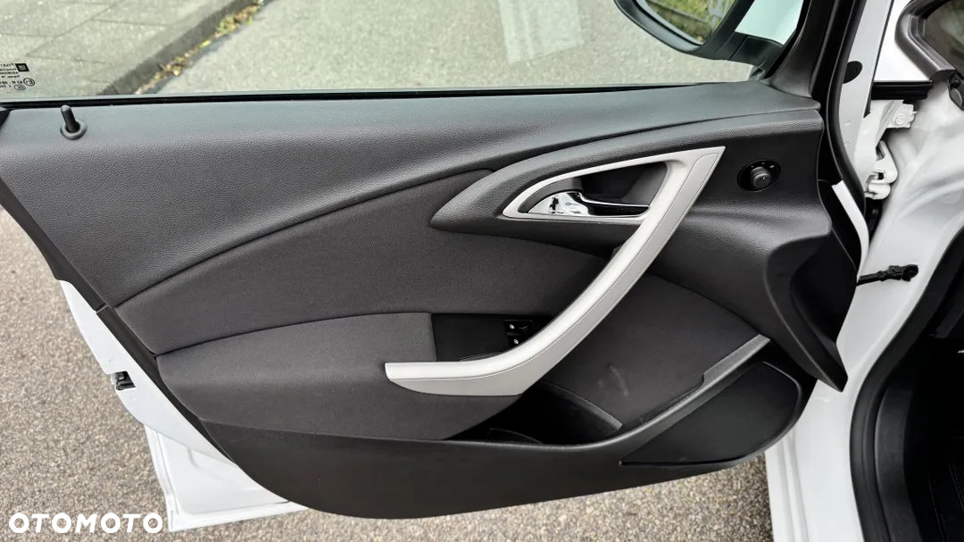 Opel Astra 1.4 Turbo Sports Tourer Innovation - 21