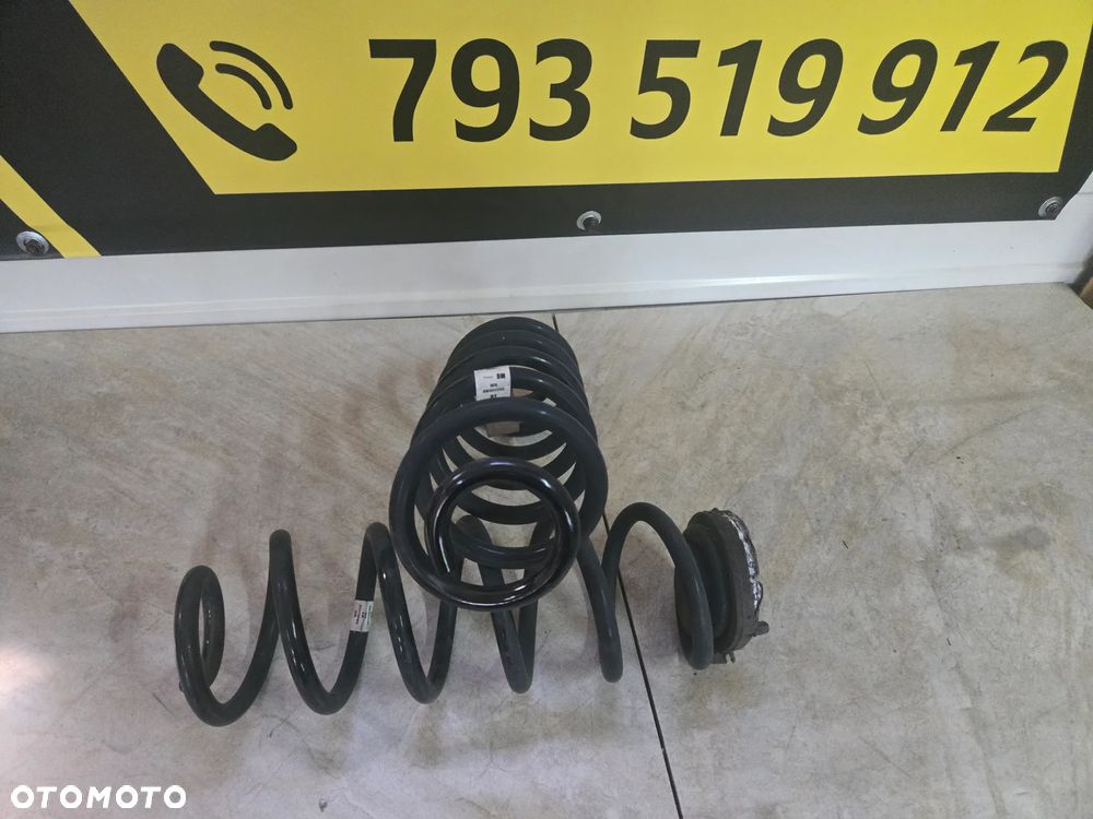 AUDI A4 B9  SPRĘŻYNY TYŁ 8W0511115DT - 1