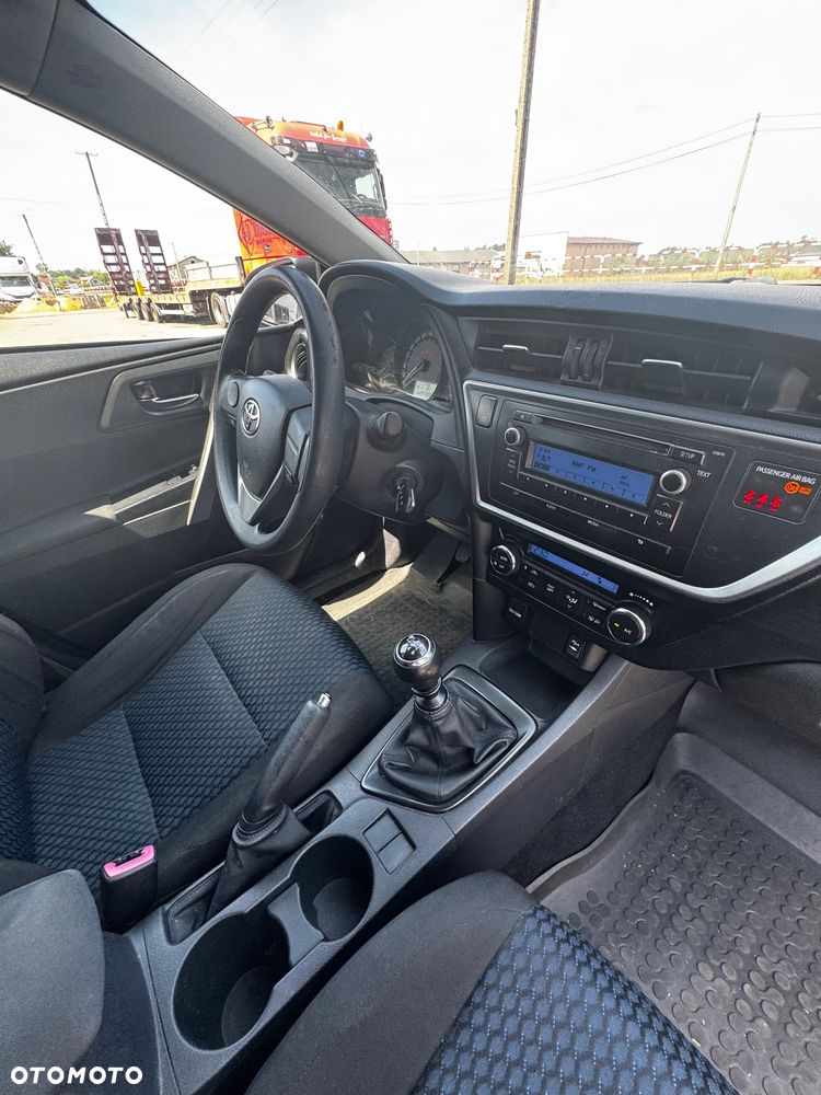 Toyota Auris 1.4 D-4D Active - 13