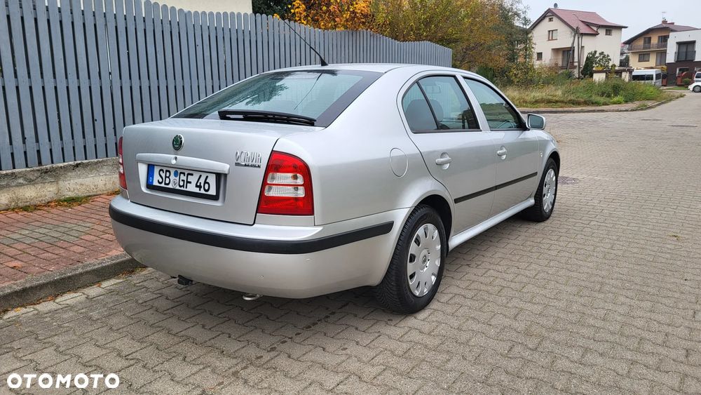 Skoda Octavia - 3