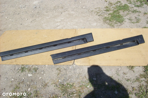 LISTWA PROGOWA LEWA PRZÓD CITROEN C6