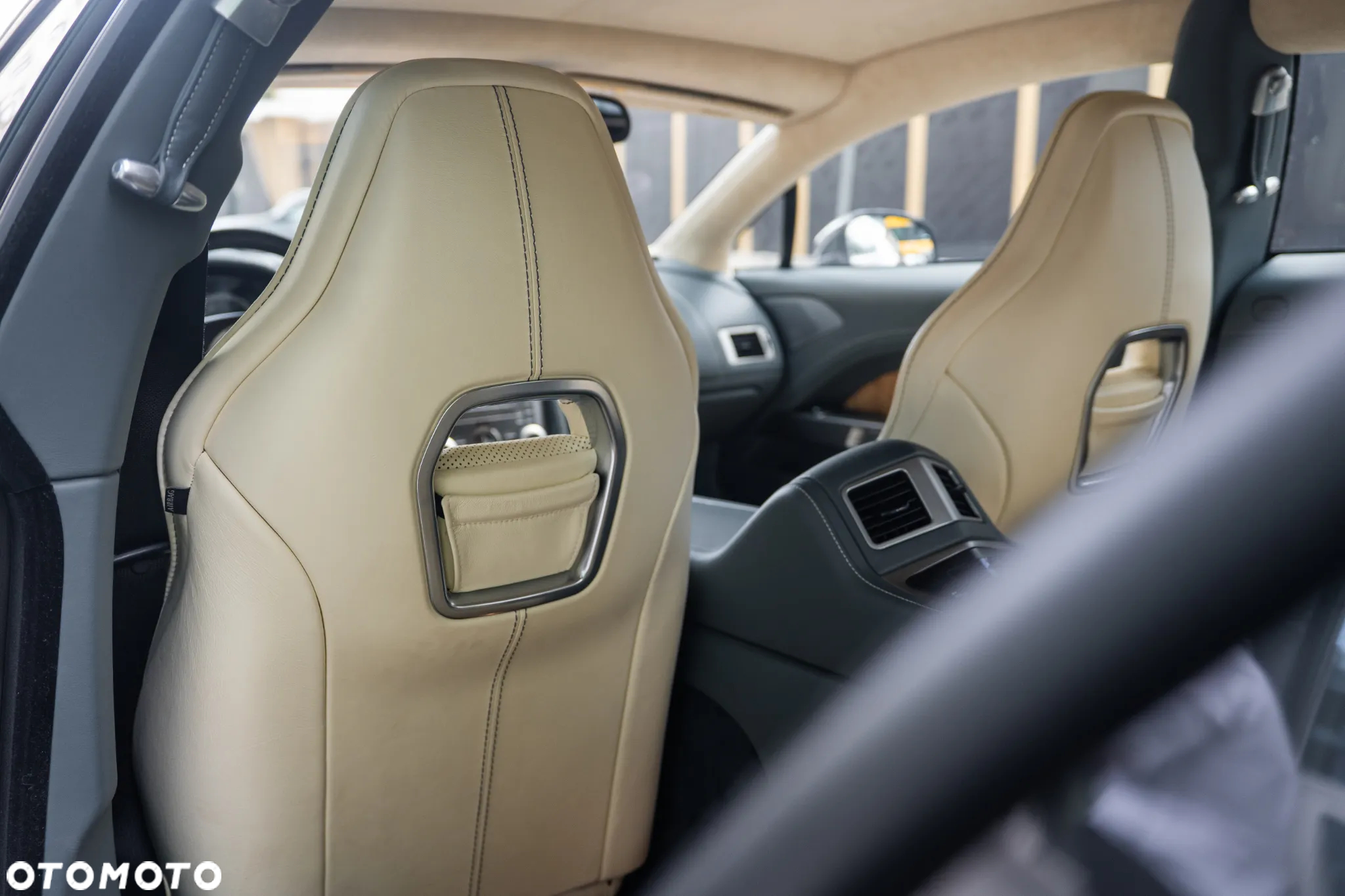 Aston Martin Rapide Touchtronic II - 28