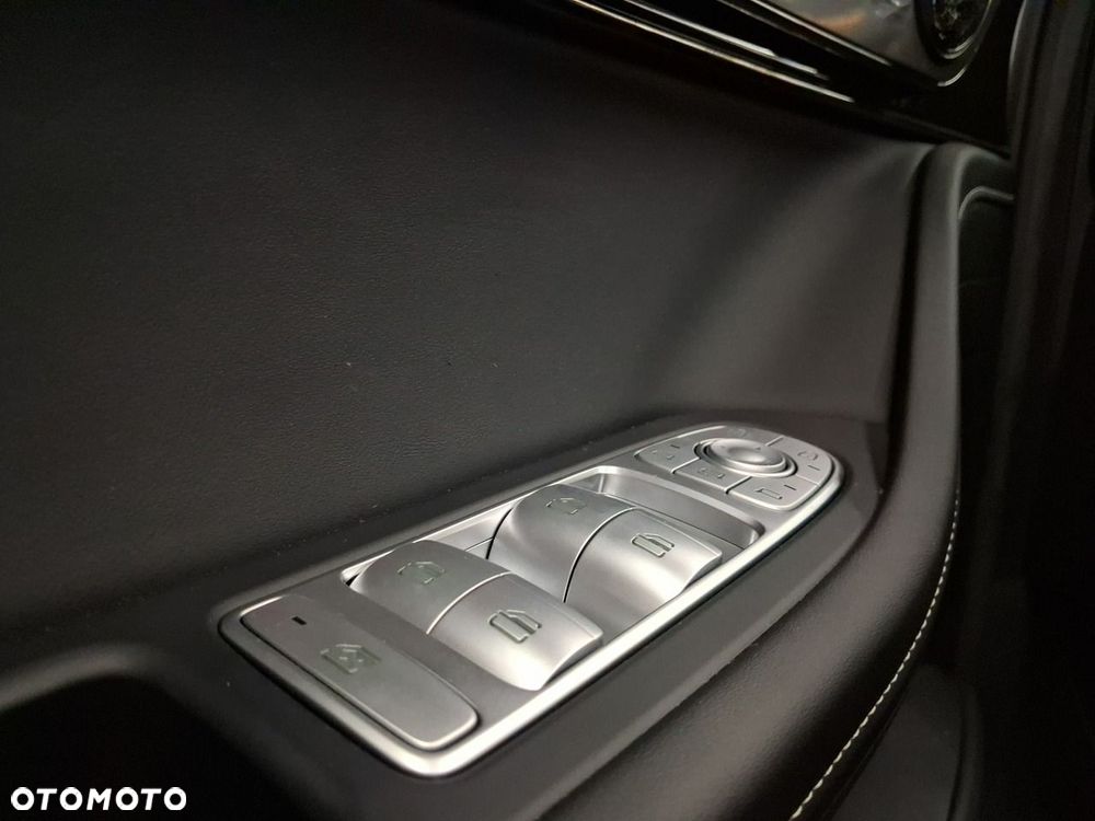 Omoda E5 - 18