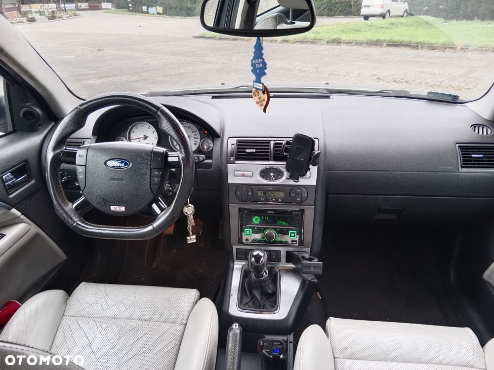 Ford Mondeo - 6