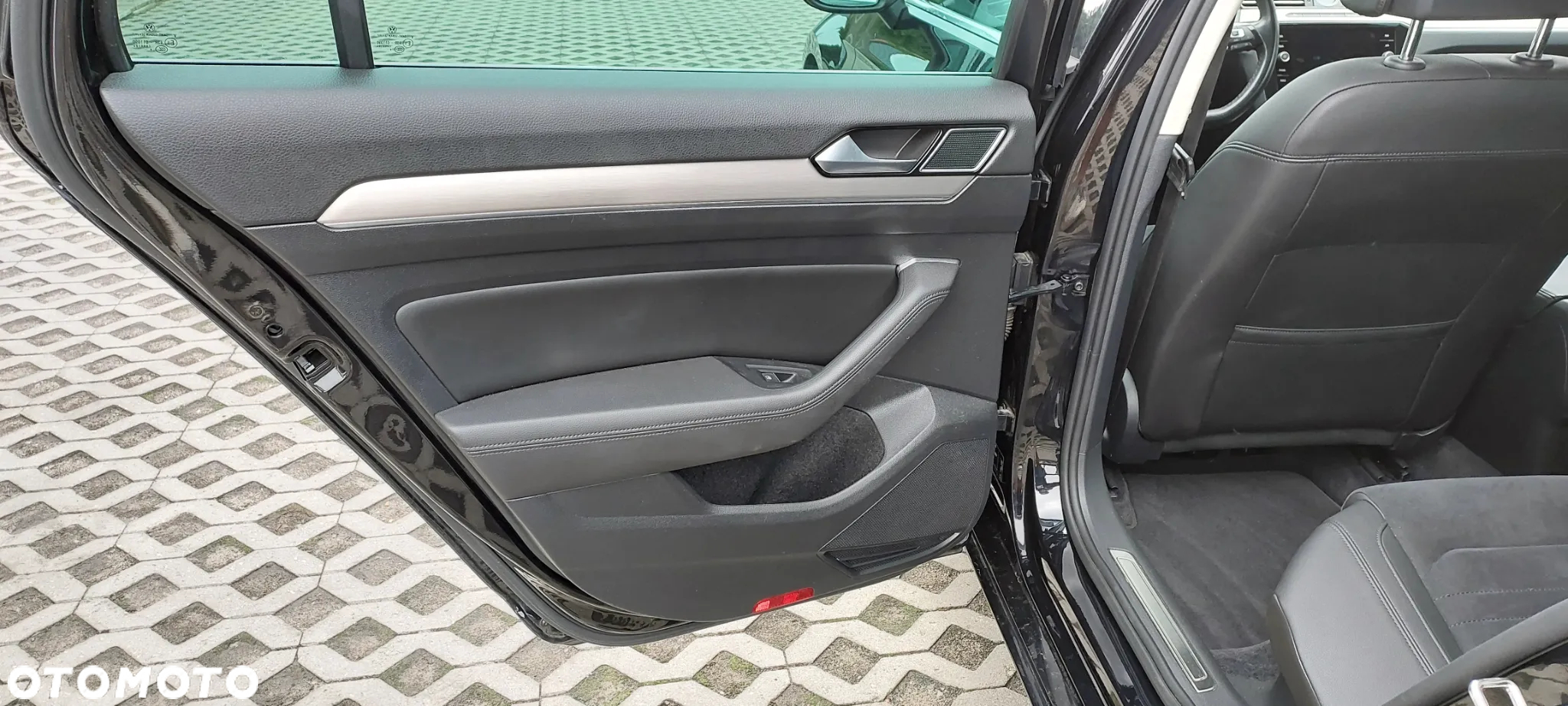 Volkswagen Passat - 29