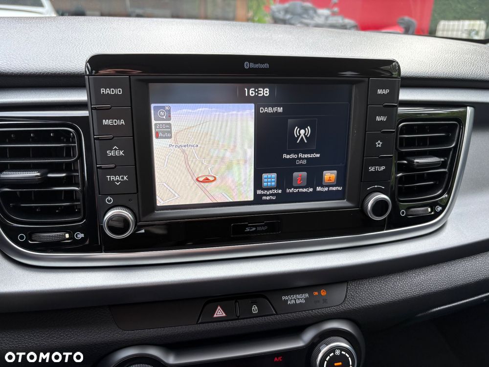 Kia Rio - 24