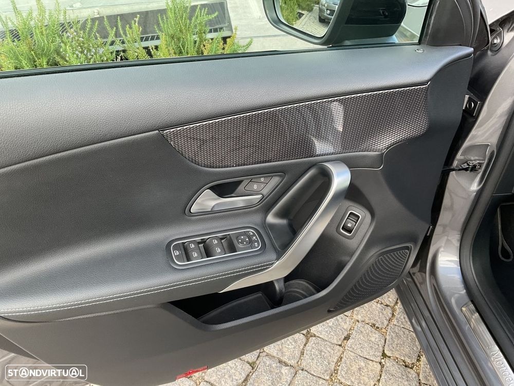 Mercedes-Benz A 250 e Style Plus - 21