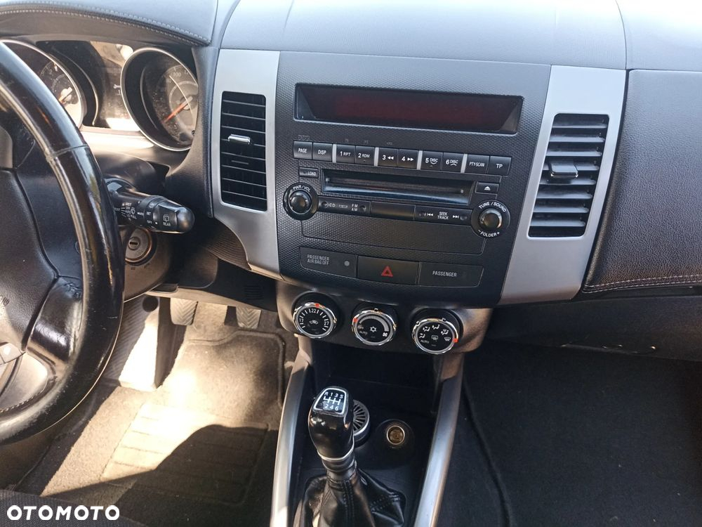 Mitsubishi Outlander 2.2 DID Invite EU5 - 7