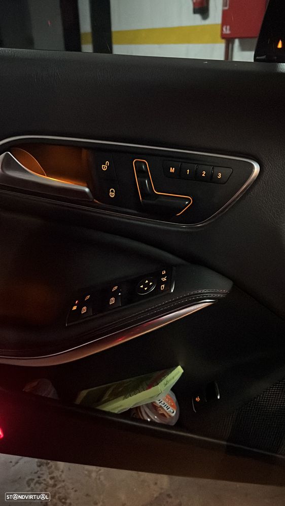 Mercedes-Benz CLA 45 AMG 4Matic 7G-DCT Orange Art Edition - 5