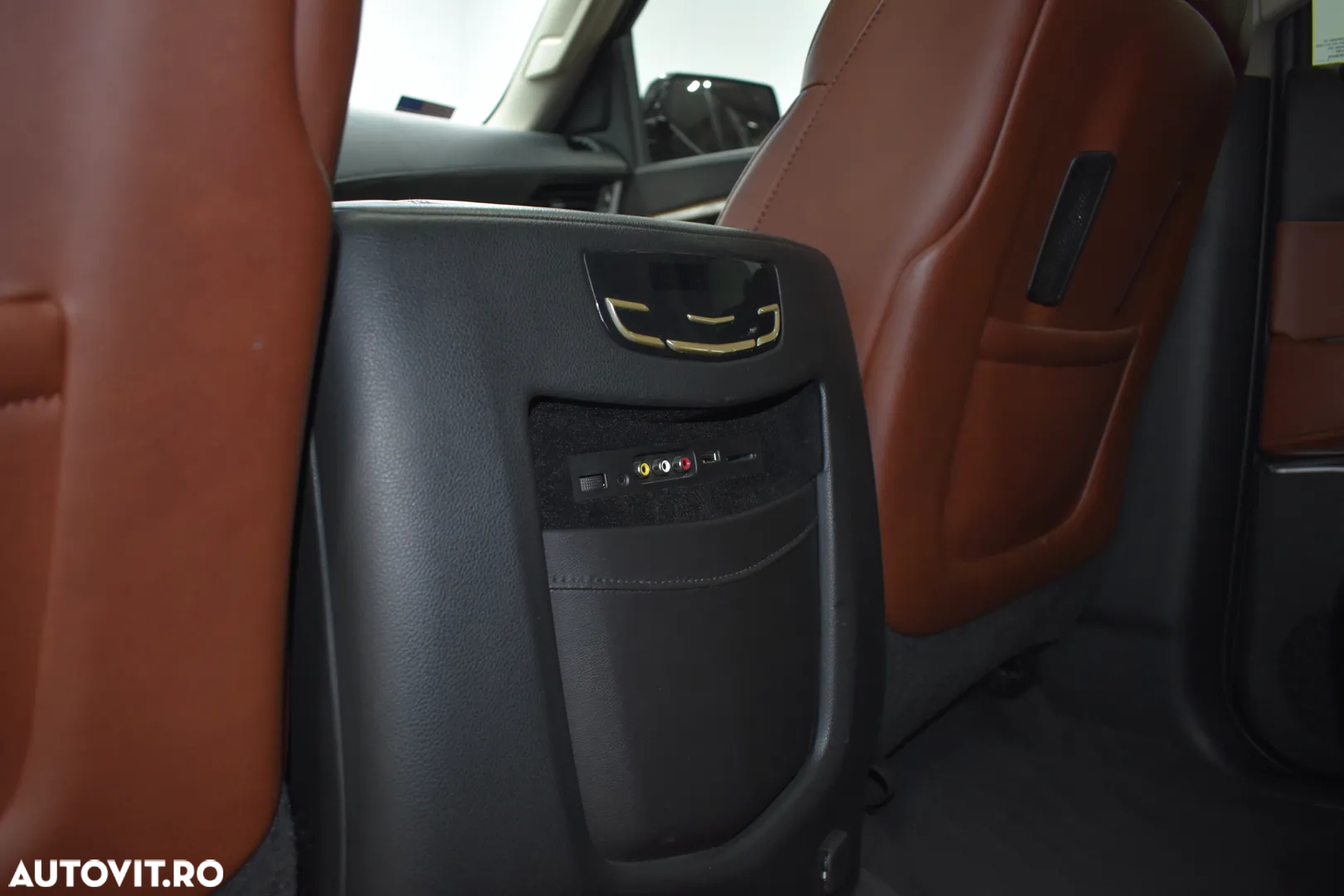 Cadillac Escalade 6.2 V8 Platinum - 13