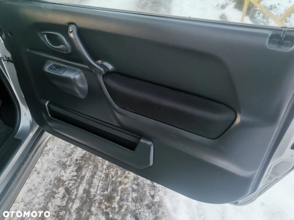 Suzuki Jimny Club Ranger - 10