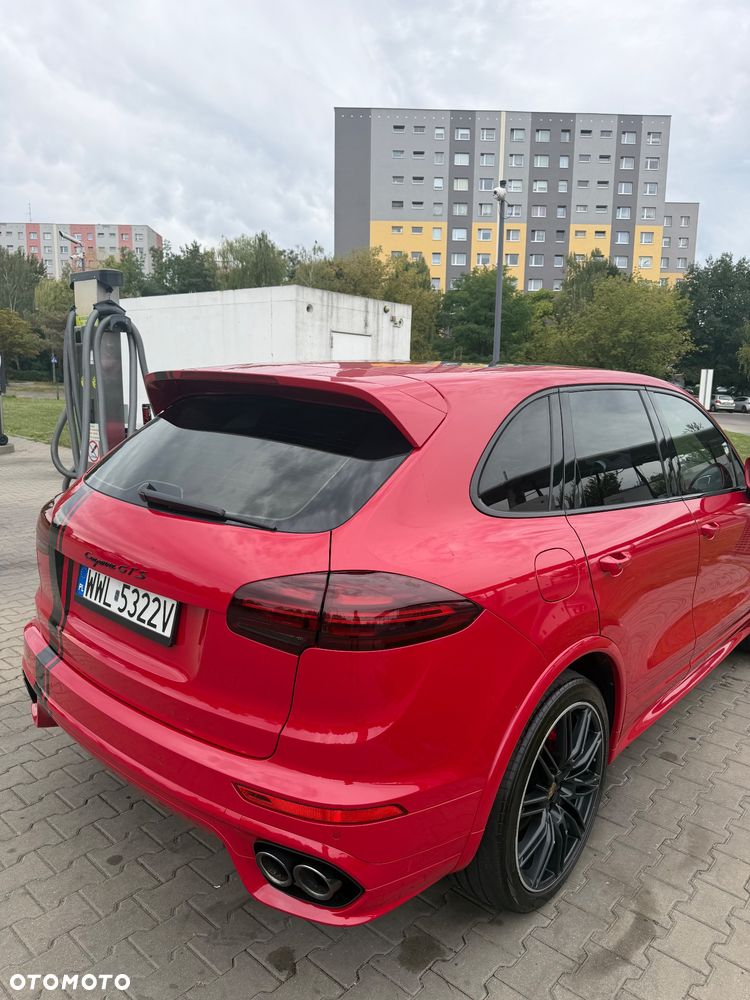 Porsche Cayenne GTS - 5