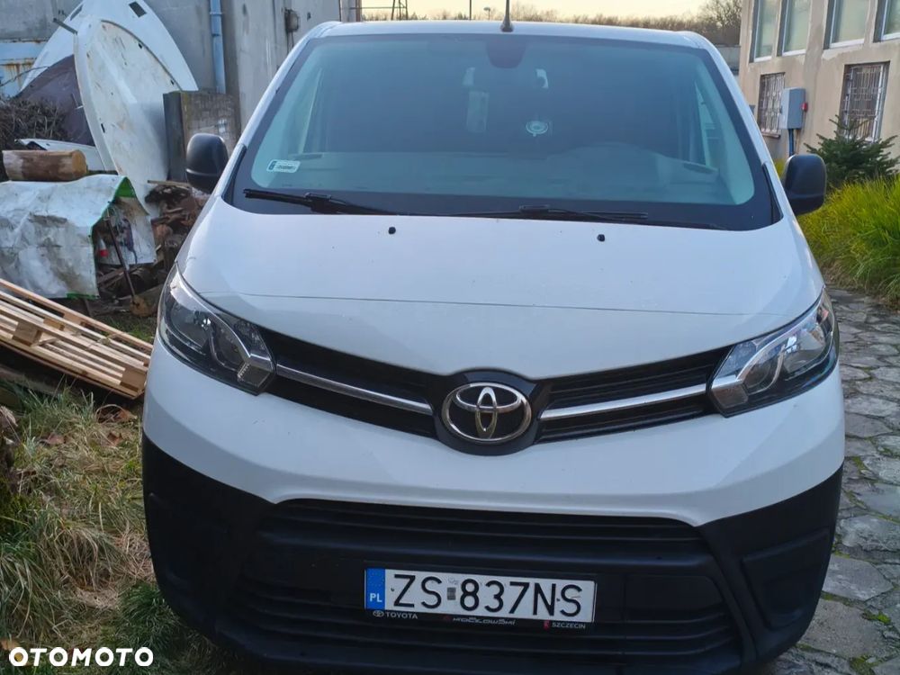 Toyota Proace Medium 2,0 Activ D4D120 - 1