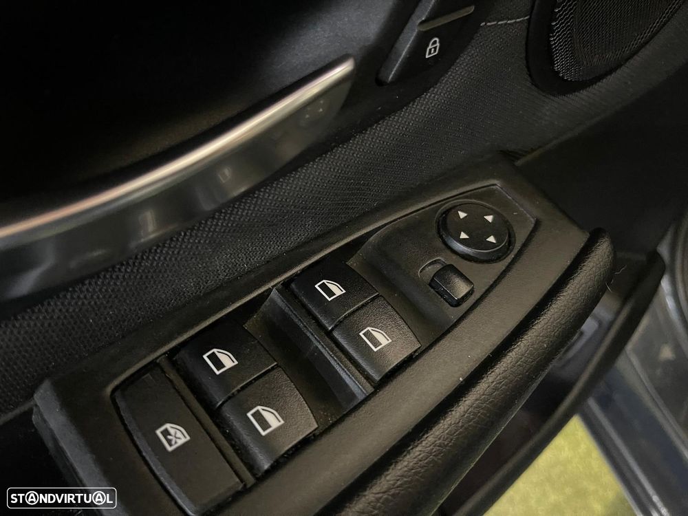 BMW 216 Gran Tourer d 7L Advantage - 37