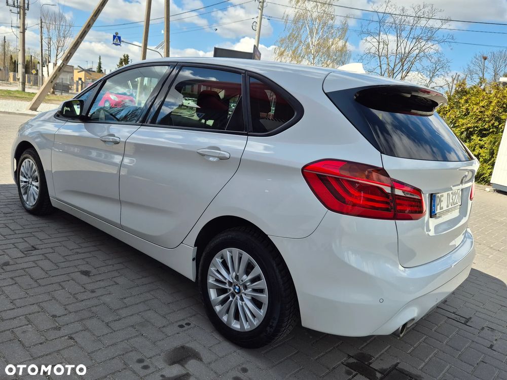 BMW Seria 2 218i Advantage - 9