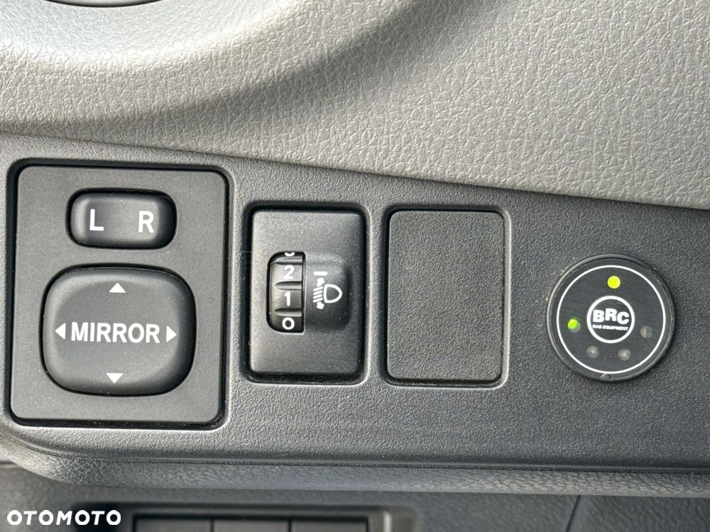 Toyota Yaris 1.5 Active - 18