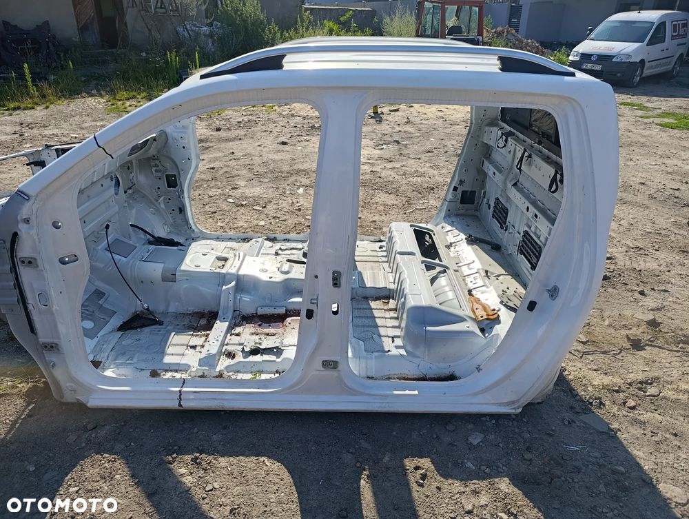 Ćwiartka dach lewy prawy bok Mercedes X klasa W470 Navara NP300 D23 - 2