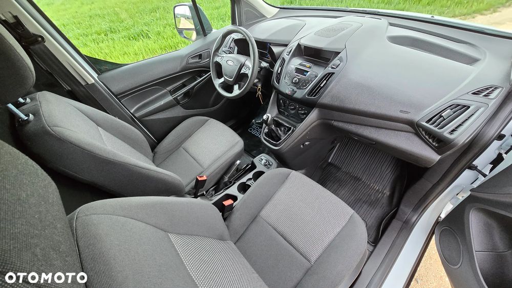 Ford Transit Connect - 13