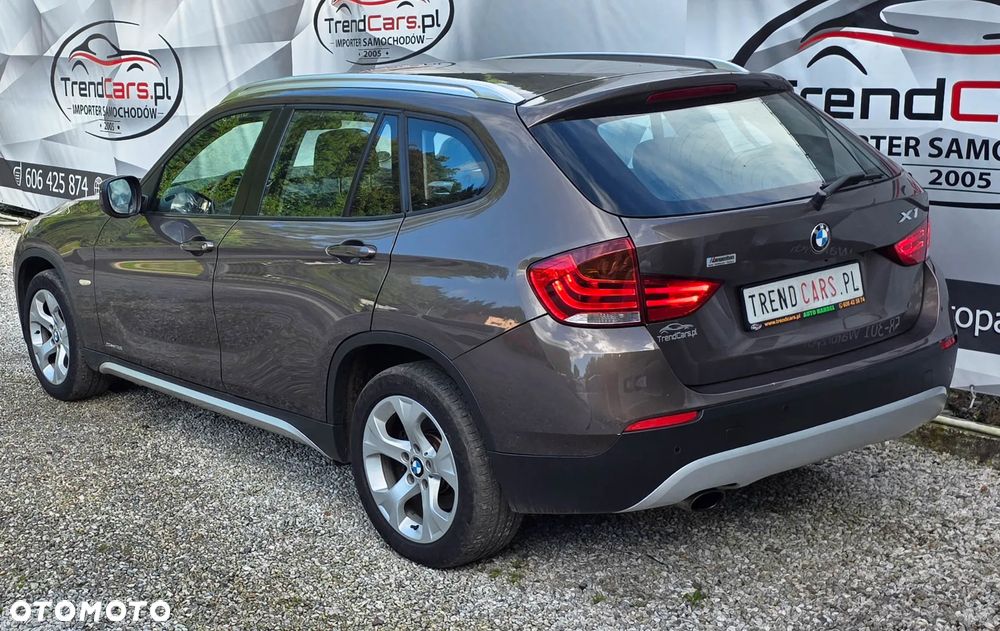 BMW X1 sDrive18i xLine - 13