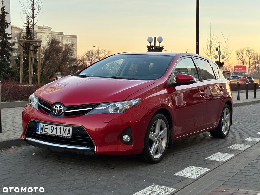Toyota Auris 1.6 Dynamic - 1