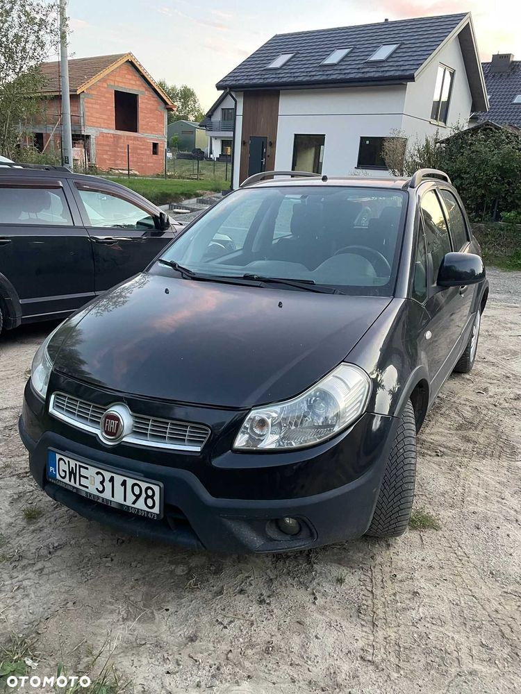 Fiat Sedici - 1